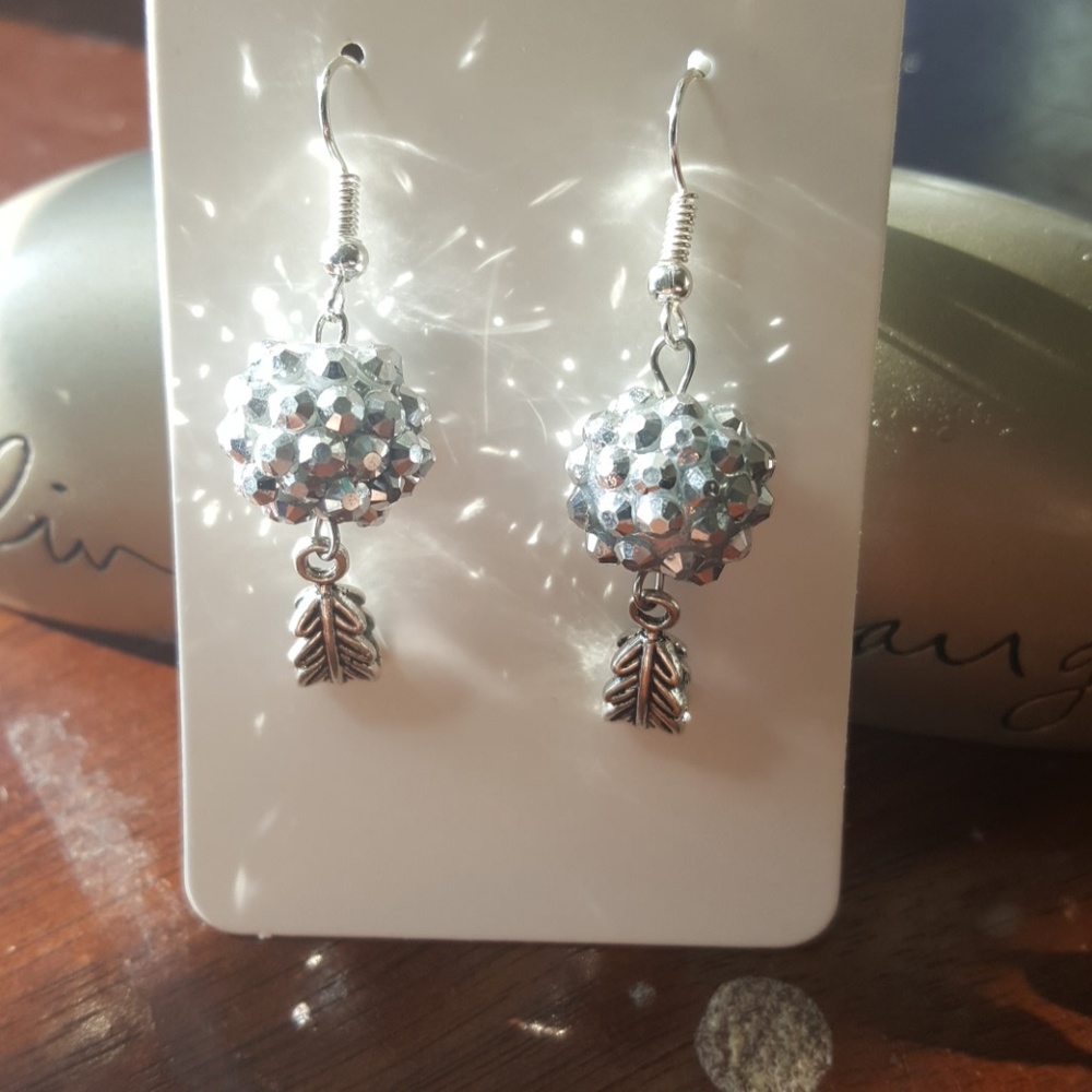 💎💎Disco Statement Earrings 💎👀🙎🏼‍♀️